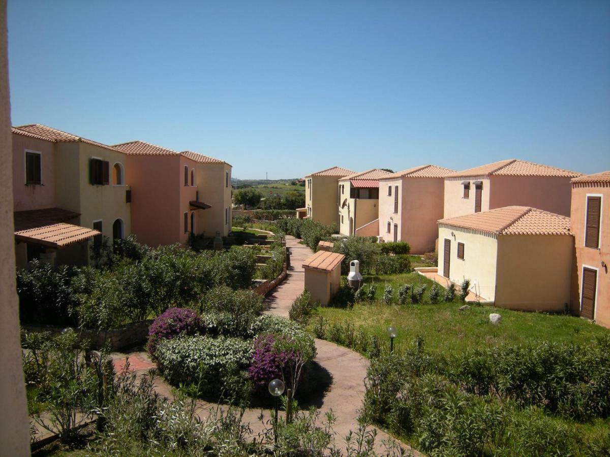Mare & Mirice - Case Appartamenti Vacanza Aglientu Exterior photo